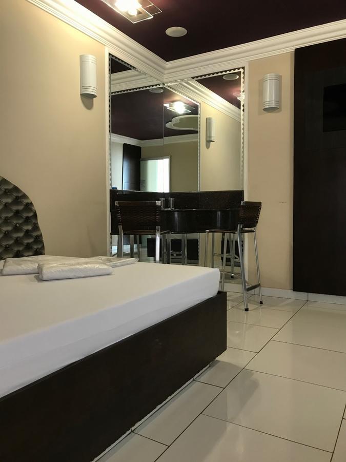 Genus Motel (Adults Only) Uberaba Eksteriør billede